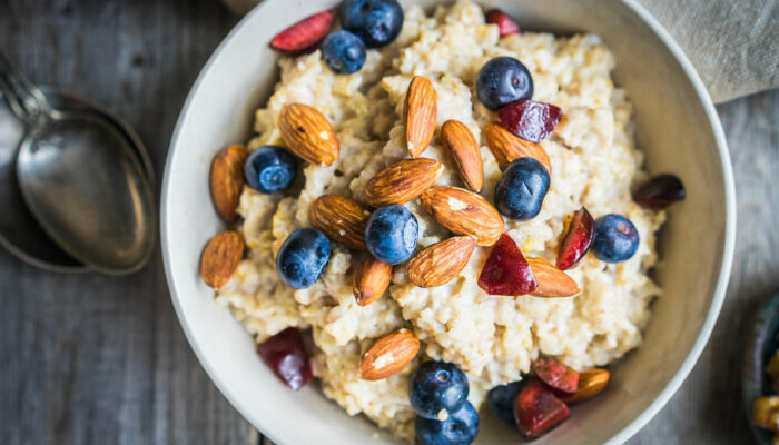 8 superfoods that help reduce cholesterol